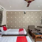 Maruthi Residency